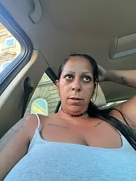 Stripchat Free Porn Cam of wildfarmbabe