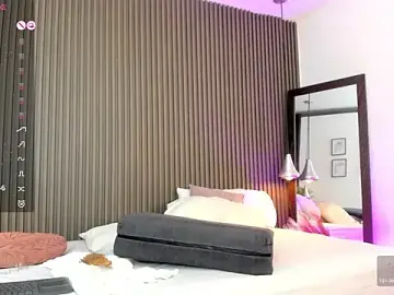 Stripchat Live Porn of pervert_lizza