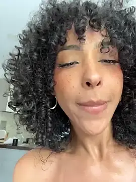 Stripchat Live Porn of OSHUN_