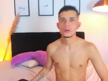 Stripchat Sex Cam of Bonny_and_carrot