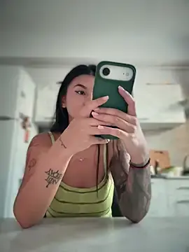 Stripchat Sex Cam of DramaQueen__
