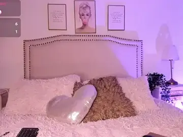 Stripchat Best live sex cam show of Bella_ev