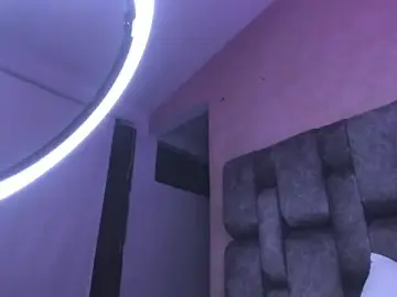Stripchat Live Sex Cam of MarcoAndAllice