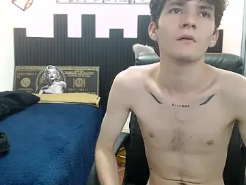 Stripchat Sex Cam of trevor_mob