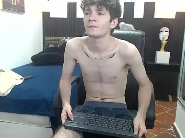 Stripchat Best live sex cam show of trevor_mob