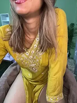 Stripchat Adult Webcam of sanskari_girl