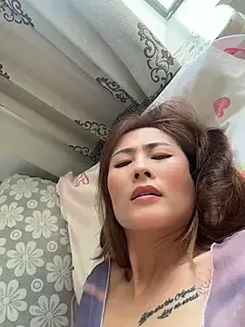 Stripchat Live Porn of okgirl_23