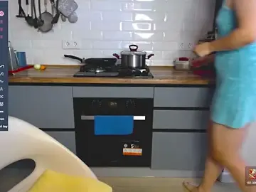 Stripchat Free Porn Cam of BubbbleGumm