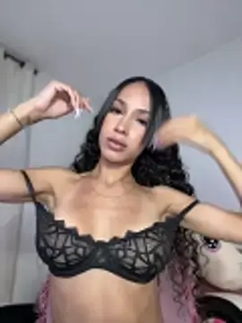 Stripchat Adult Webcam of Miaa_love6969