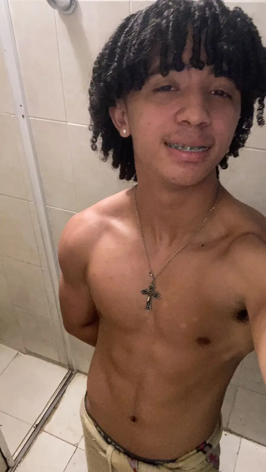 kim_curlyy