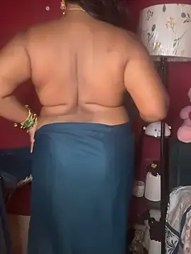 Stripchat Live Sex of mEhAK_________