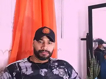 Stripchat Free Porn Cam of musclehetero