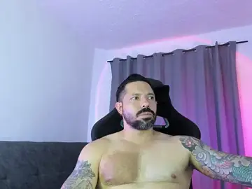 Stripchat Best live sex cam show of Pierre_Vidal
