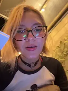 Stripchat Sex Chat of SweetBunnyGF