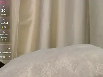 Stripchat Live Sex Cam of Vic_cooper