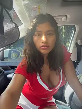 Stripchat Sex Cam of sexi_noemi