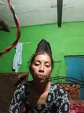 Stripchat Live Sex Cam of Cut_shivi56