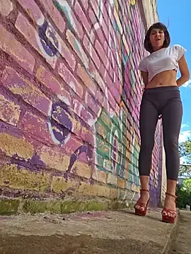 Stripchat Free Live Porn of Yuky_ta