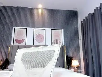 Stripchat Free Porn Cam of CasseyCollins