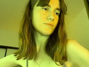 Stripchat Free Live Porn of agniia257