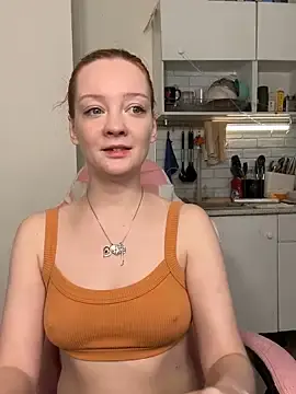 Stripchat Best live sex cam show of Radiants_two