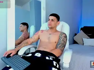 Stripchat Free Porn Cam of Alex_cute77