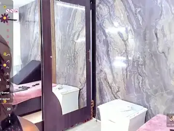Stripchat Free Porn Cam of LauraSaenz01