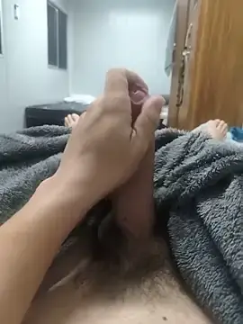 Stripchat Free Porn Cam of king_dominador
