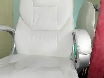 Stripchat Watch Live Sex Cams of elli_scott