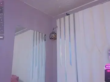 Stripchat Sex Cam of housegirl_bigcock