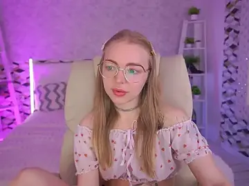 Stripchat Adult Webcams of EmilySunshineS