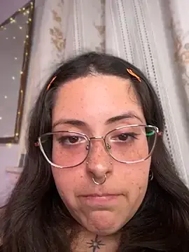 Stripchat Watch Live Sex Cams of Mizztikaa