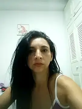 Stripchat Live Sex Cam of mariana_santacoloma