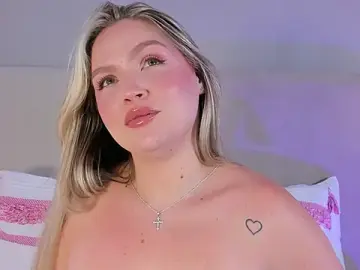 Stripchat Adult Webcam of GaiaBaker