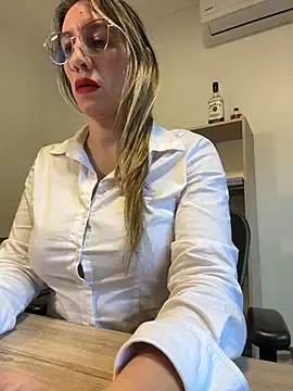 Stripchat Best live sex cam show of Gatitacarlita