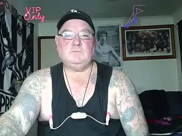 Stripchat Sex Chat of KINKYBLUEYES69
