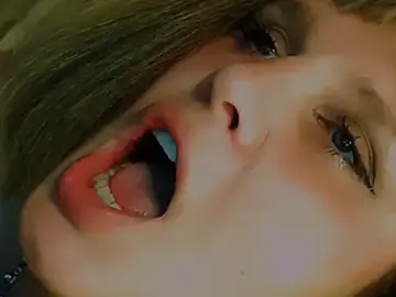 Stripchat Best Webcam of TsPostophere