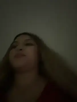 Stripchat Free Live Porn of lunablossom_