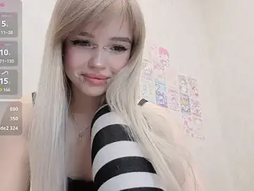 Stripchat Adult Webcams of emodreamgirl