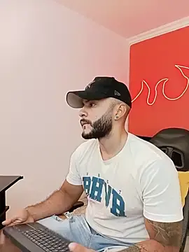 Stripchat Live Porn of Mike_savage3