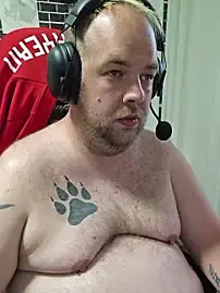Stripchat Sex Cam of PupW0lfy