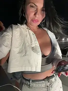 Stripchat Adult Webcam of KimKelly13