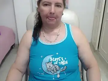 Stripchat Free Live Porn of leonela_69