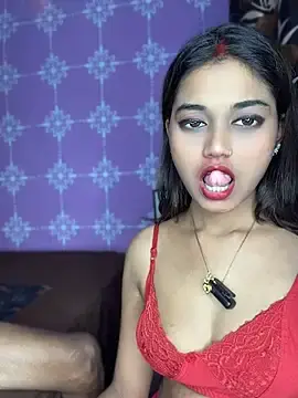 Stripchat Live Porn of Sweet-priyaa