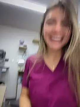 Stripchat Free Porn Cam of alicee16