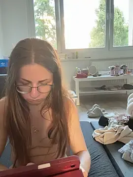 Stripchat Free Live Porn of Isabella_honey
