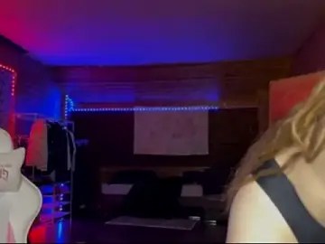 Stripchat Live Sex of OpheliaVoss