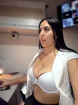 Stripchat Live Sex Cam of I_AM_SOPHIE_