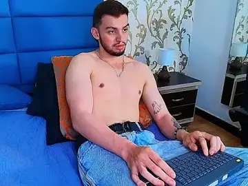 Stripchat Adult Webcam of Michael_magno