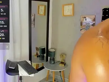 Stripchat Adult Webcams of Bryan_robayo5